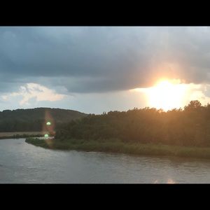 Meet your Posher, Khya